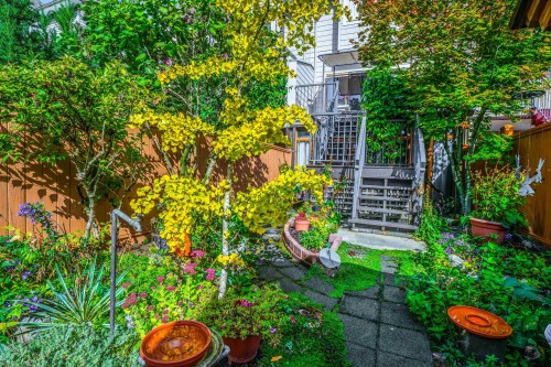 2018 Fraser Avenue, Port Coquitlam, BC 