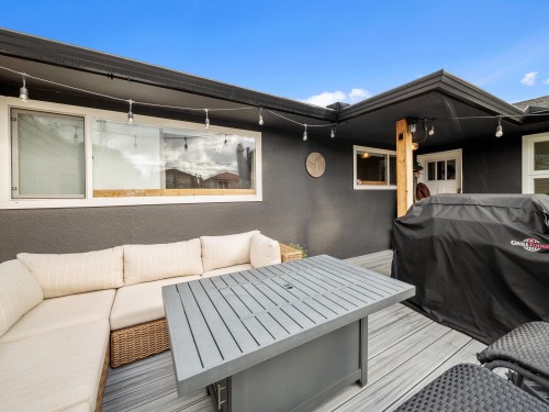 2624 1St Avenue E, Vancouver, BC 