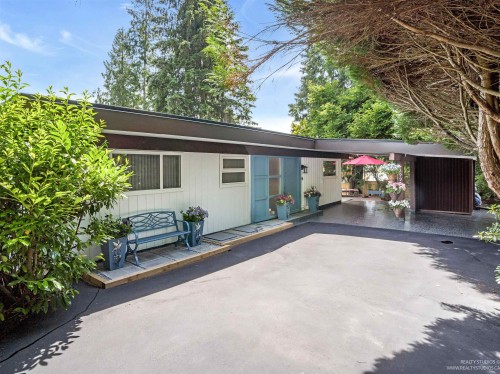 2990 Eddystone Crescent, North Vancouver, BC 