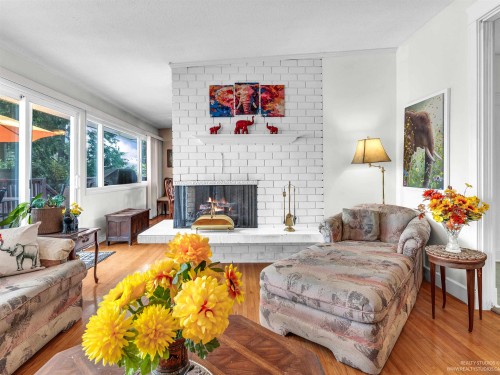 2990 Eddystone Crescent, North Vancouver, BC 