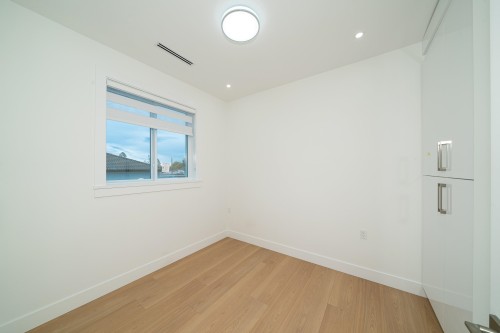 2172 46Th Avenue E, Vancouver, BC 