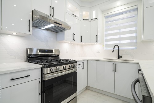 2172 46Th Avenue E, Vancouver, BC 