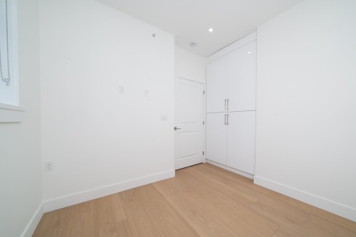 2172 46Th Avenue E, Vancouver, BC 