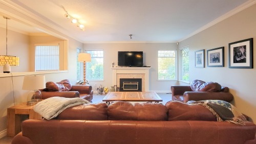 3595 Wellington Crescent, North Vancouver, BC 
