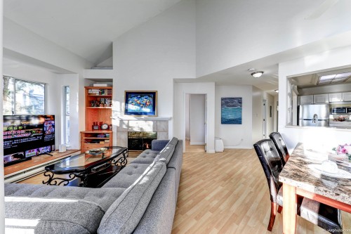 320-8880 Jones Road, Richmond, BC 