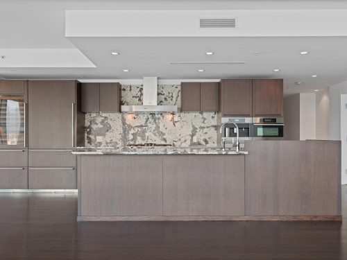 2701-1011 Cordova Street W, Vancouver, BC 