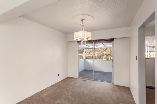 342 18Th Street E, North Vancouver, BC 