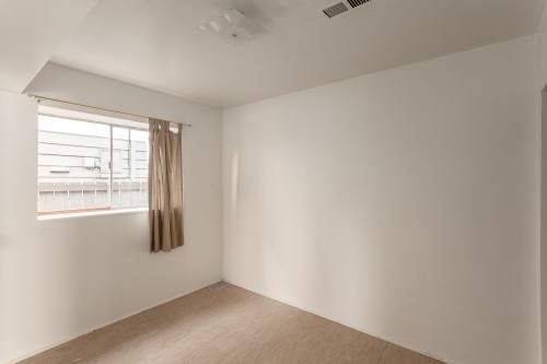 342 18Th Street E, North Vancouver, BC 