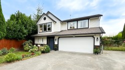 23320 117b Avenue  Maple Ridge, BC V2X 0B8