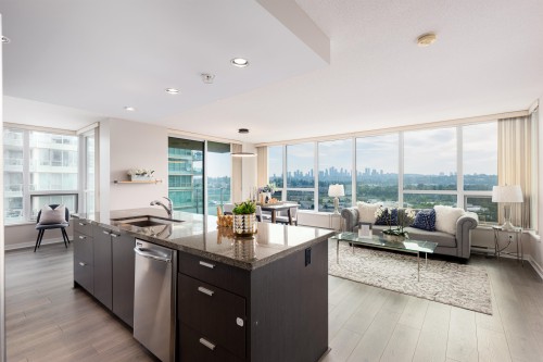 1403-2200 Douglas Road  Burnaby, BC V5C 0G8