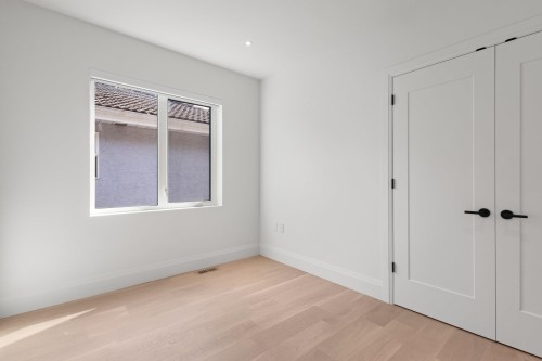 1-1243 27Th Avenue E, Vancouver, BC 