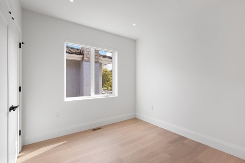 1-1243 27Th Avenue E, Vancouver, BC 