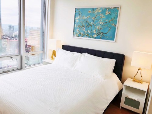 1401-989 Nelson Street, Vancouver, BC 