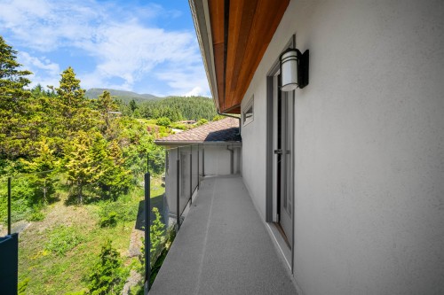 4246 Rockridge Road, West Vancouver, BC 