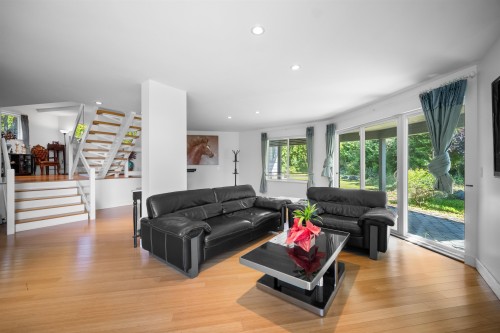 4246 Rockridge Road, West Vancouver, BC 
