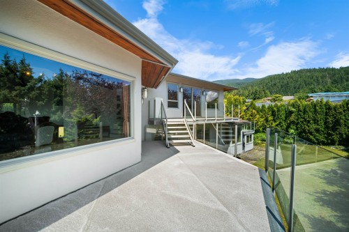 4246 Rockridge Road, West Vancouver, BC 