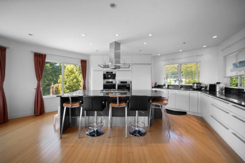 4246 Rockridge Road, West Vancouver, BC 