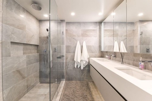 402-889 Pacific Street, Vancouver, BC 