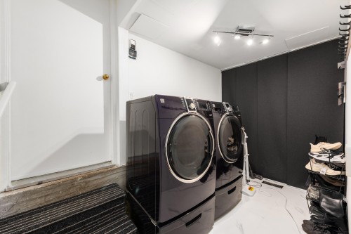 1128 Fraserview Street, Port Coquitlam, BC 