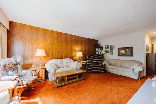 21190 Glenwood Avenue, Maple Ridge, BC 