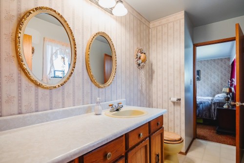 21190 Glenwood Avenue, Maple Ridge, BC 