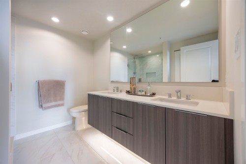 1204-3096 Windsor Gate, Coquitlam, BC 