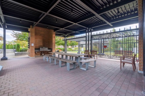 1204-3096 Windsor Gate, Coquitlam, BC 