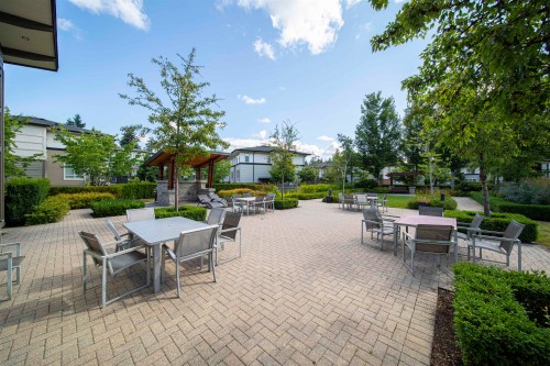 1204-3096 Windsor Gate, Coquitlam, BC 