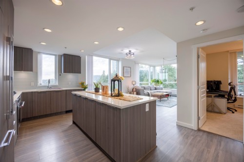 1204-3096 Windsor Gate, Coquitlam, BC 