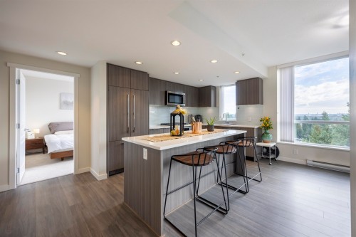 1204-3096 Windsor Gate, Coquitlam, BC 