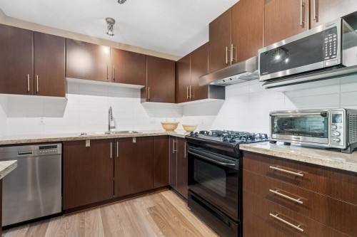 212-600 Klahanie Drive, Port Moody, BC 