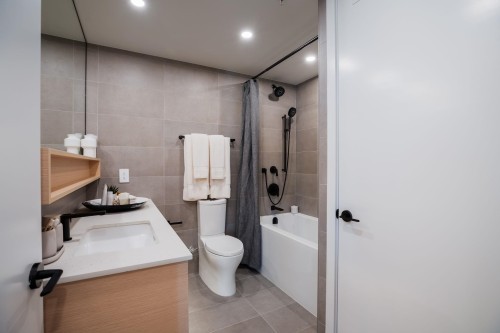 304-310 Salter Street, New Westminster, BC 