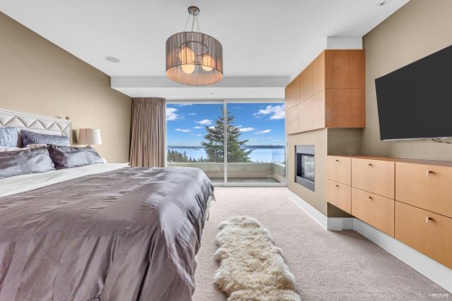 4313 Rockridge Road, West Vancouver, BC 