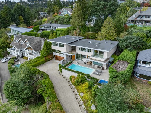 4313 Rockridge Road, West Vancouver, BC 
