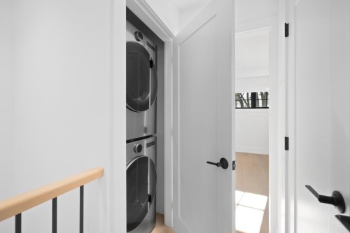 2505 37Th Avenue W, Vancouver, BC 