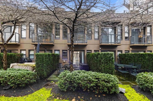 975 Beatty Street, Vancouver, BC 