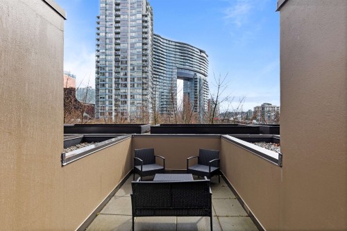 975 Beatty Street, Vancouver, BC 