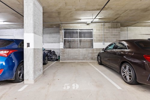 975 Beatty Street, Vancouver, BC 