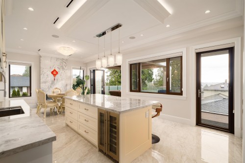 1410 Mathers Avenue, West Vancouver, BC 