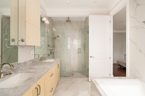 1410 Mathers Avenue, West Vancouver, BC 