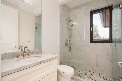 1410 Mathers Avenue, West Vancouver, BC 