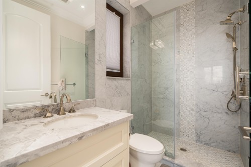 1410 Mathers Avenue, West Vancouver, BC 