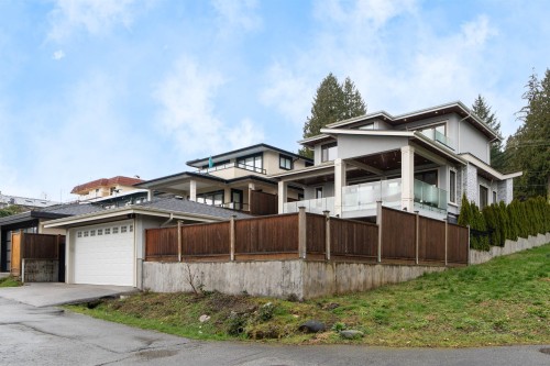 1410 Mathers Avenue, West Vancouver, BC 