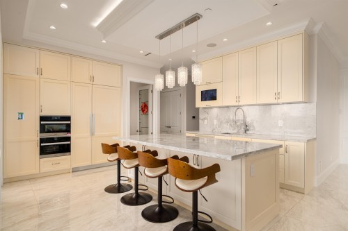 1410 Mathers Avenue, West Vancouver, BC 