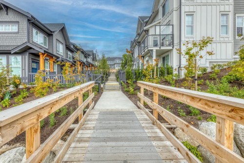 120-3421 Queenston Avenue, Coquitlam, BC 