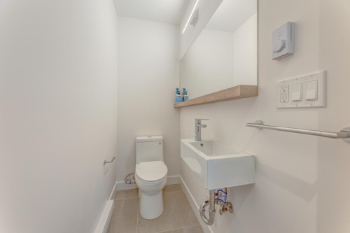 120-3421 Queenston Avenue, Coquitlam, BC 