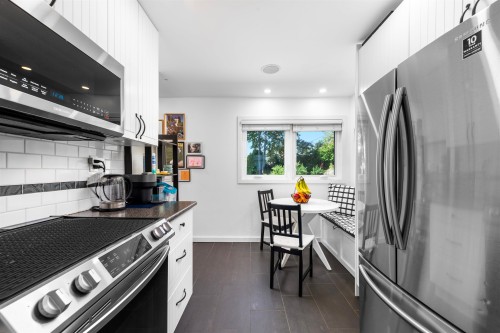 1706 Glendale Avenue, Coquitlam, BC 