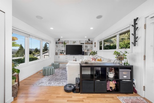 1706 Glendale Avenue, Coquitlam, BC 