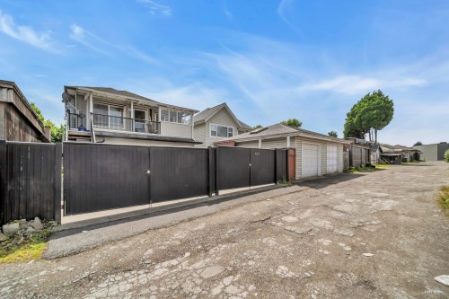 669 71St Avenue W, Vancouver, BC 