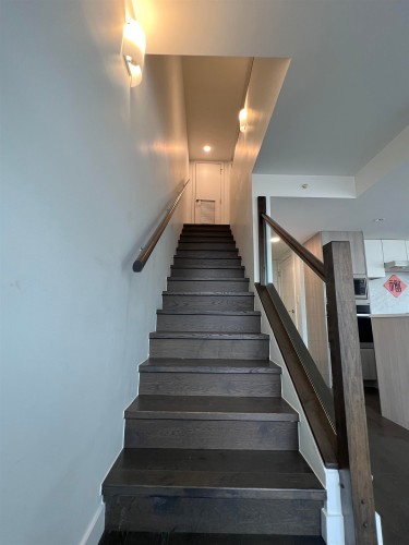 Th9-3200 Corvette Way, Richmond, BC 